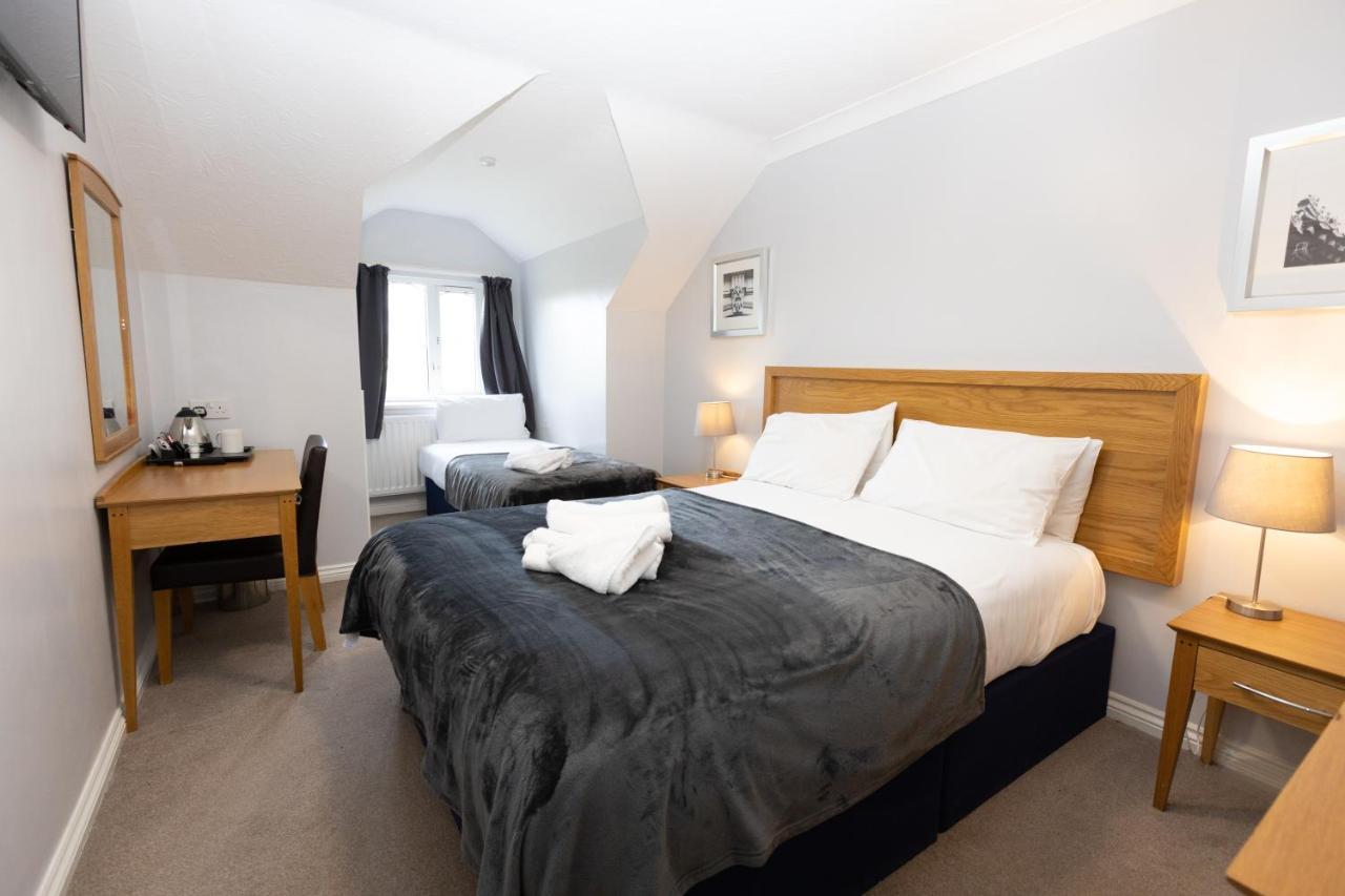 The Angel Hotel Alton  Bagian luar foto