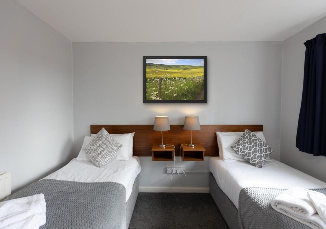 The Angel Hotel Alton  Bagian luar foto